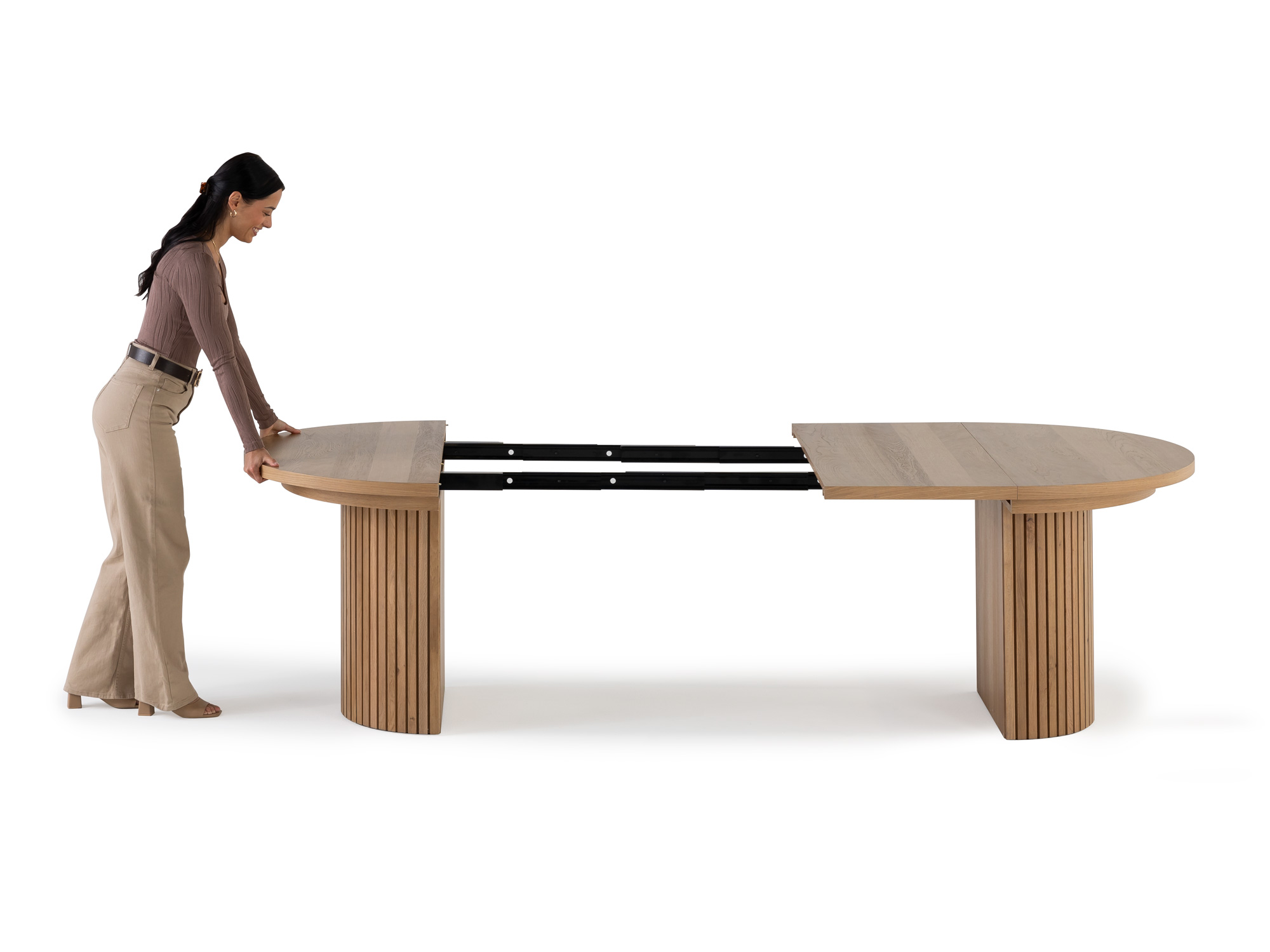 Transformer-round-table-scandinavian-oak-table-functionality-lookbook-1.jpg
